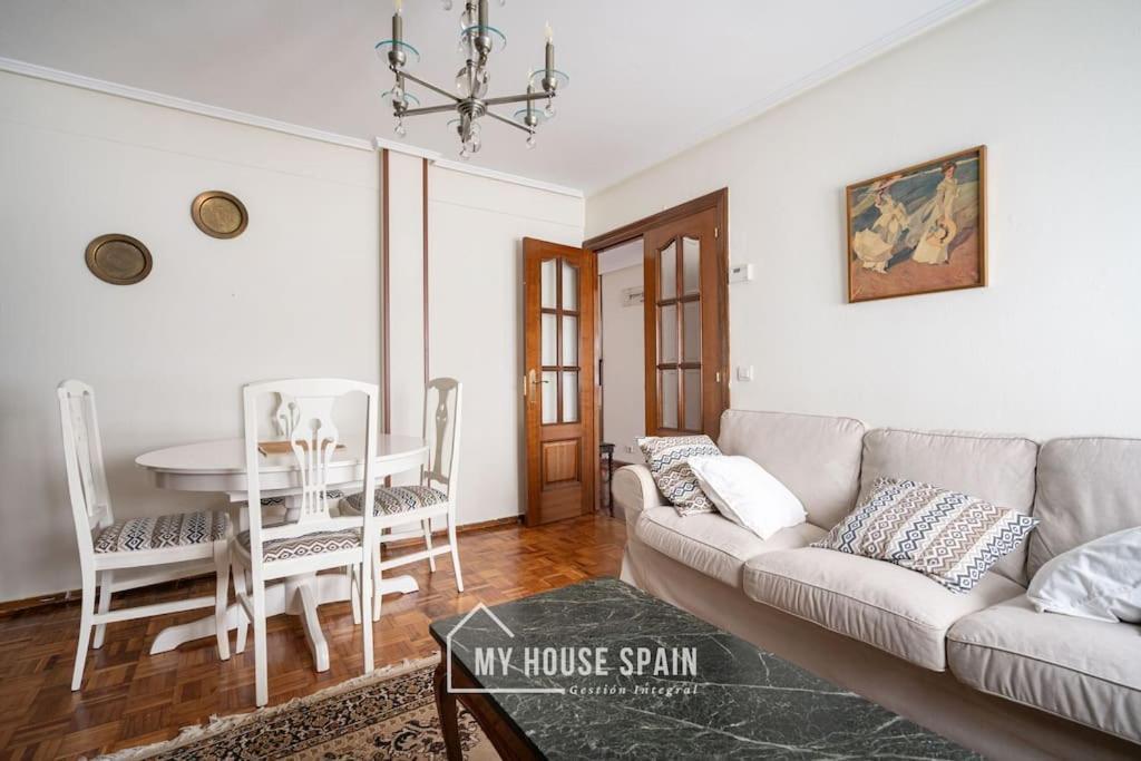 Myhousespain - Piso Centrico Junto A La Playa Хіхон Екстер'єр фото